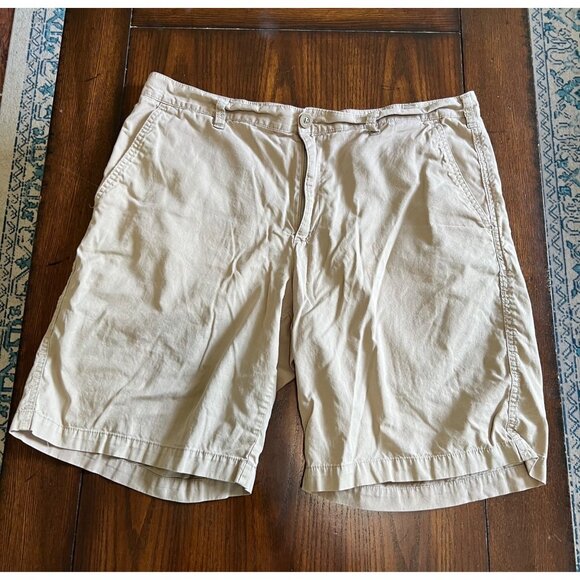Columbia Tan Flat Front Chino Cotton Shorts 38" Waist 10" Inseam Hiking Outdoor - Picture 1 of 8